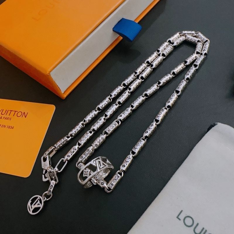 Louis Vuitton Necklaces